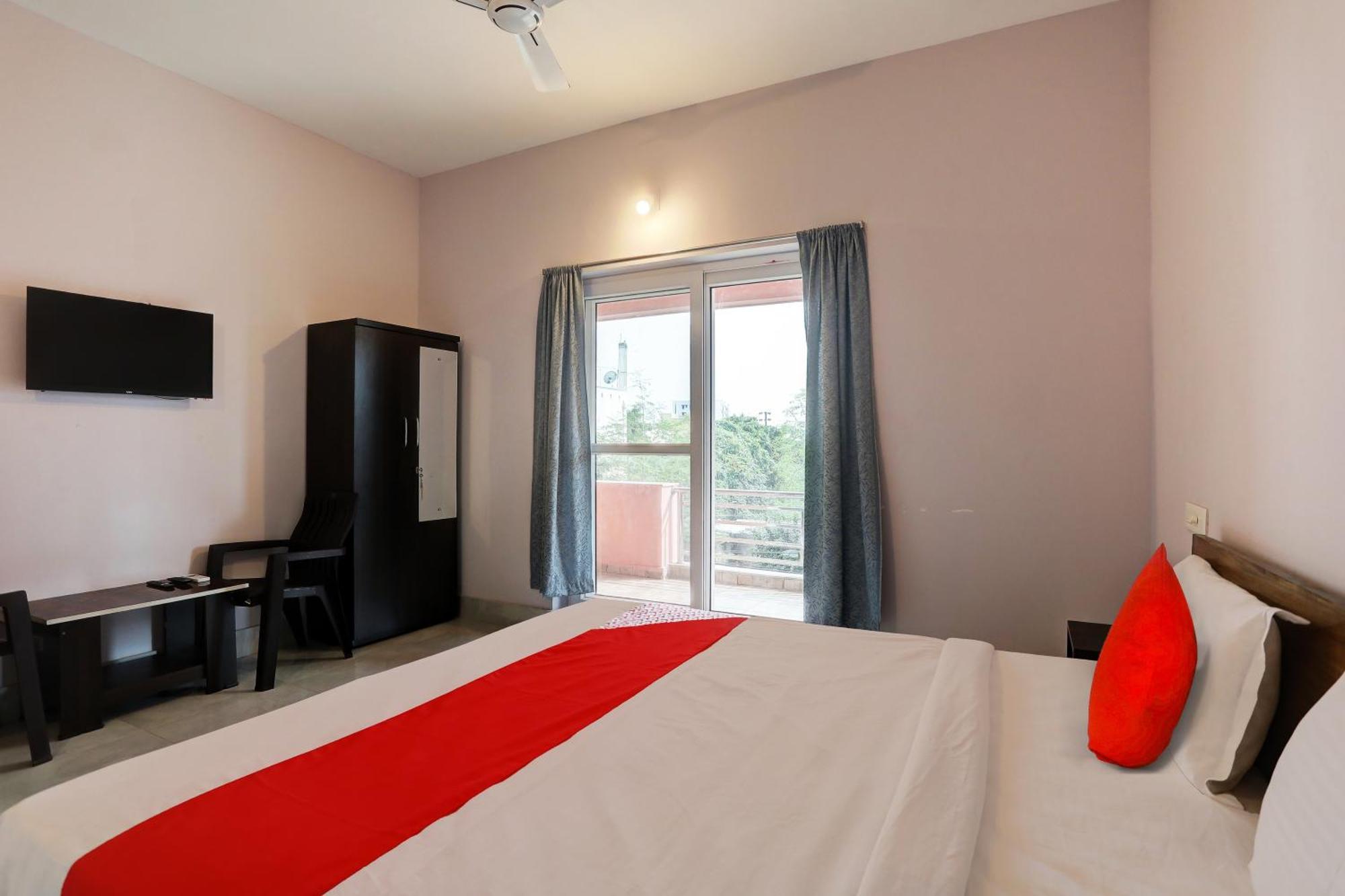 Hotel O Casa Midland Bhubaneswar Buitenkant foto
